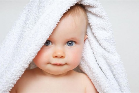 母乳喂养多久最好 母乳到2岁的南通捐卵宝宝智商高吗